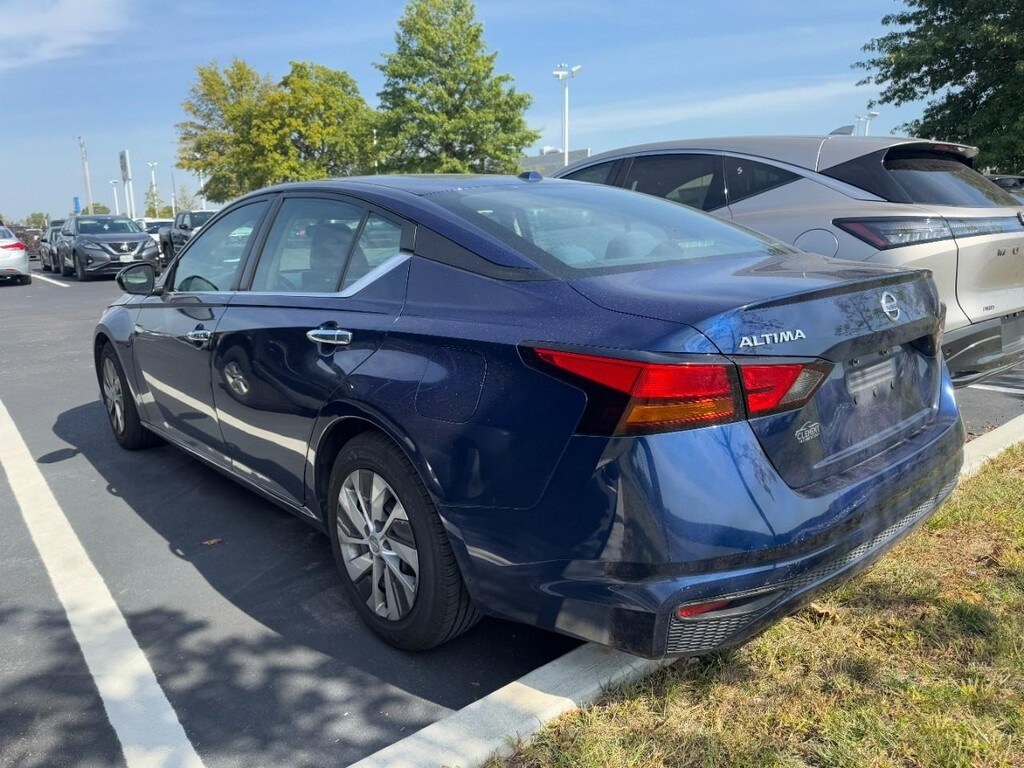 2020 Nissan Altima 2.5 S photo 3