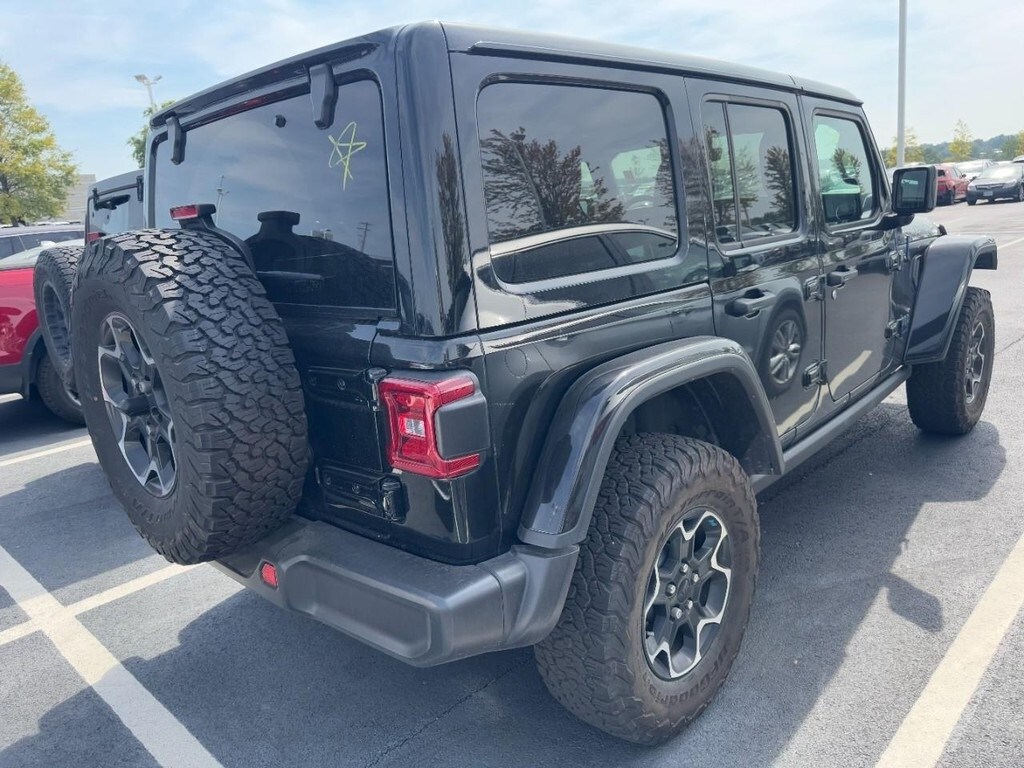 2023 Jeep Wrangler Rubicon 4xe photo 2