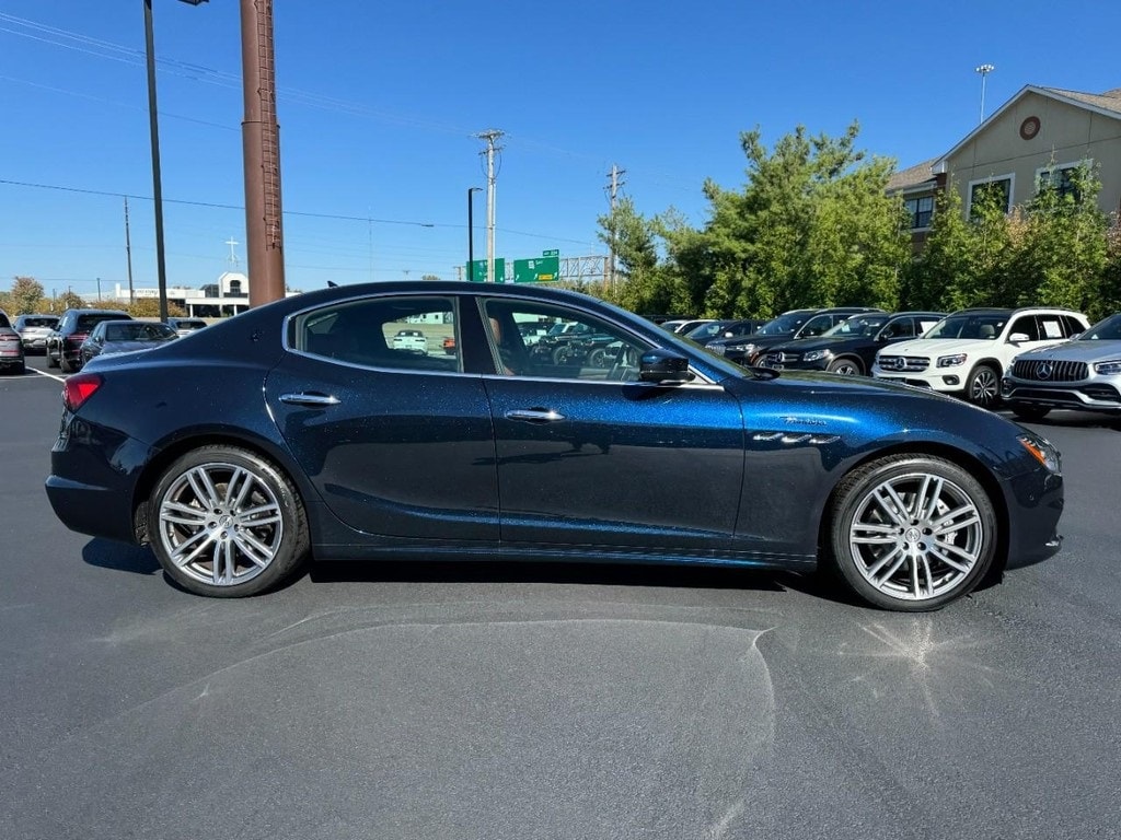 Used 2022 Maserati Ghibli Modena Sedan
