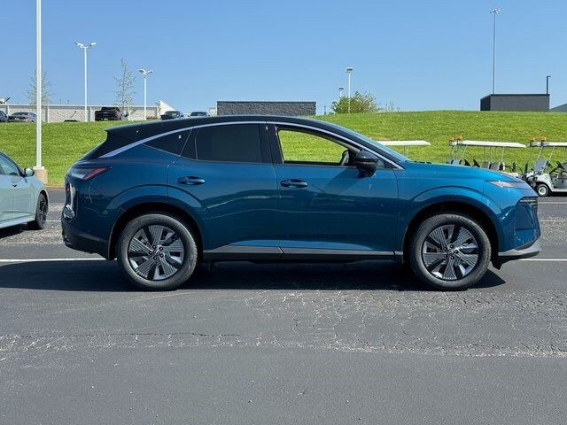 2025 Nissan Murano SL photo 2