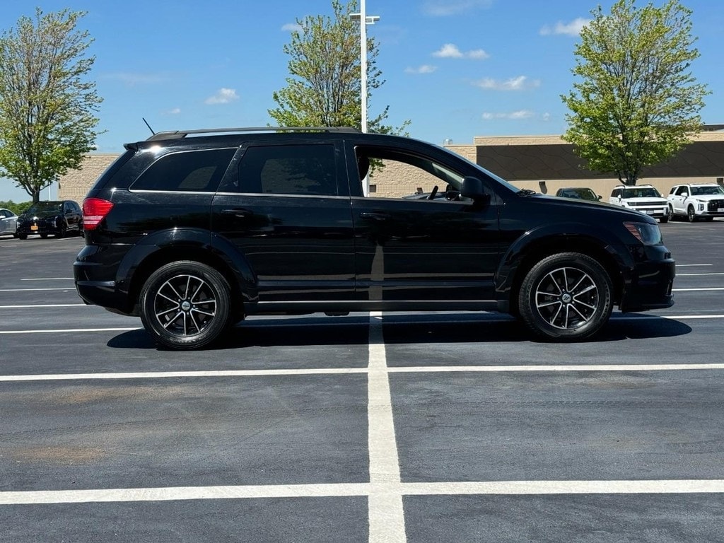 Used 2018 Dodge Journey SE with VIN 3C4PDCAB2JT236707 for sale in Saint Peters, MO