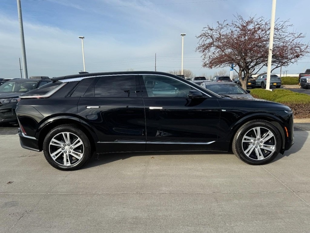 Used 2024 Cadillac LYRIQ Tech with VIN 1GYKPMRL9RZ102554 for sale in St. Peters, MO