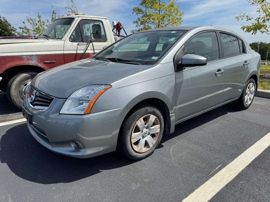 2011 Nissan Sentra 2.0 photo 3