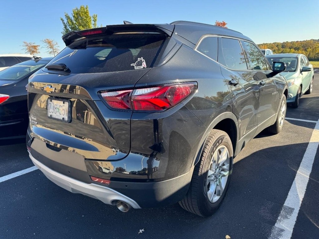 2021 Chevrolet Blazer 2LT photo 2