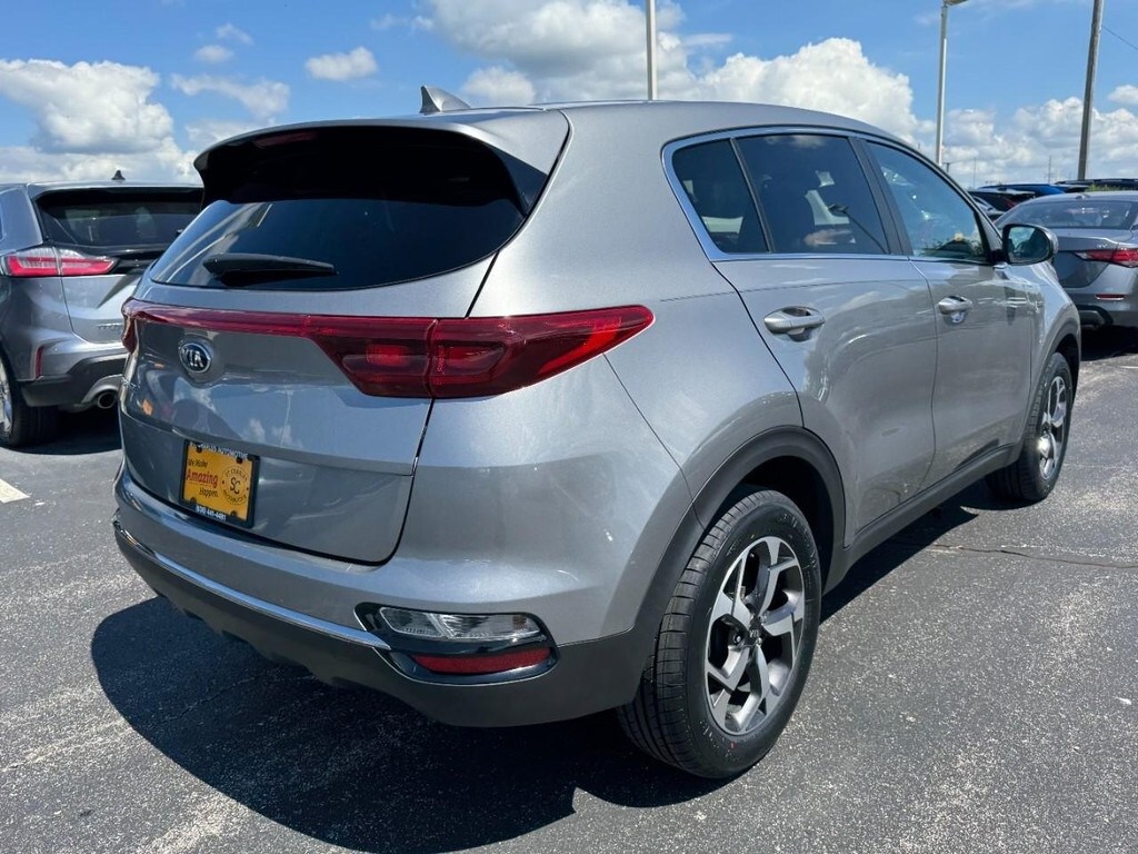 2020 Kia Sportage LX photo 2