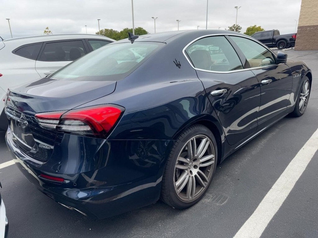 2022 Maserati Ghibli Modena photo 2