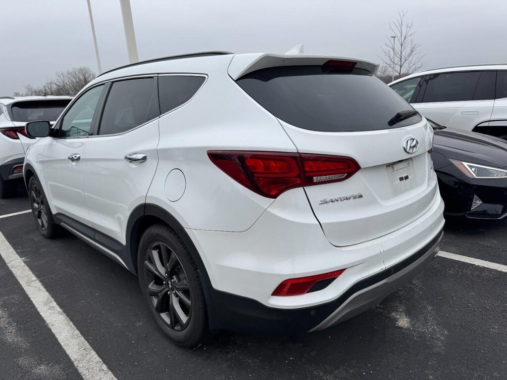 Used 2017 Hyundai Santa Fe Sport 2.0T Ultimate SUV