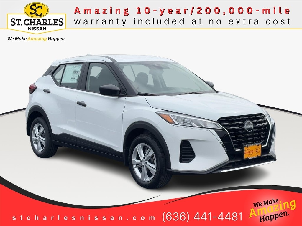 2025 Nissan KICKS PLAY Base's photo