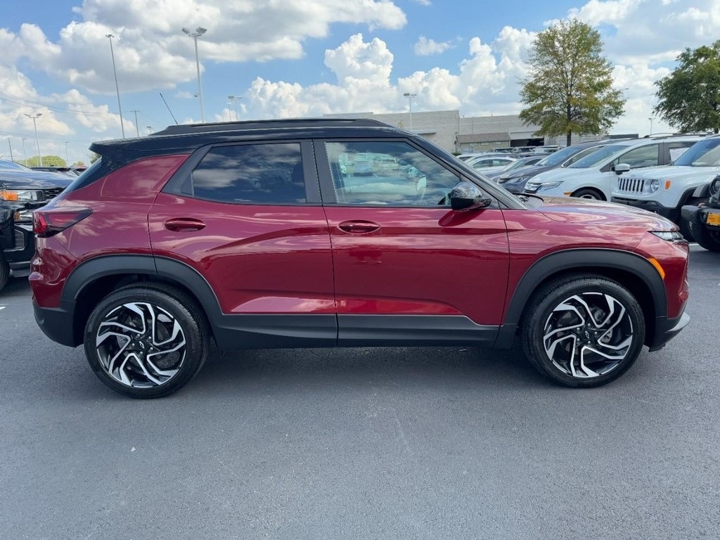 Used 2025 Chevrolet Trailblazer RS SUV