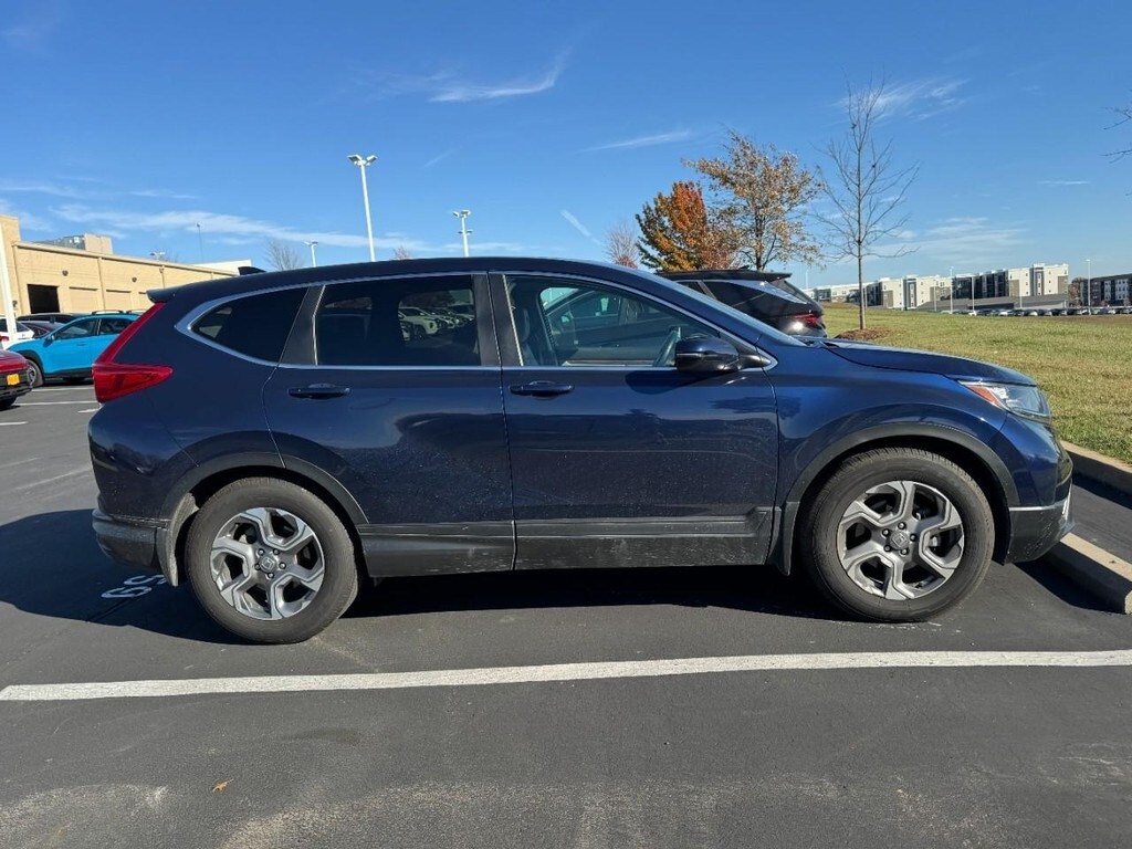 2017 Honda CR-V EX-L photo 2