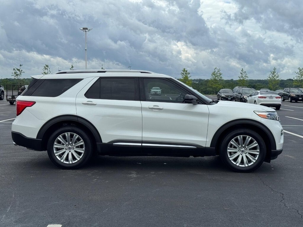 2020 Ford Explorer Limited photo 2