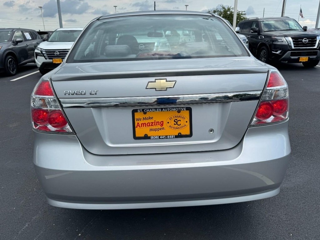 2011 Chevrolet Aveo photo 4