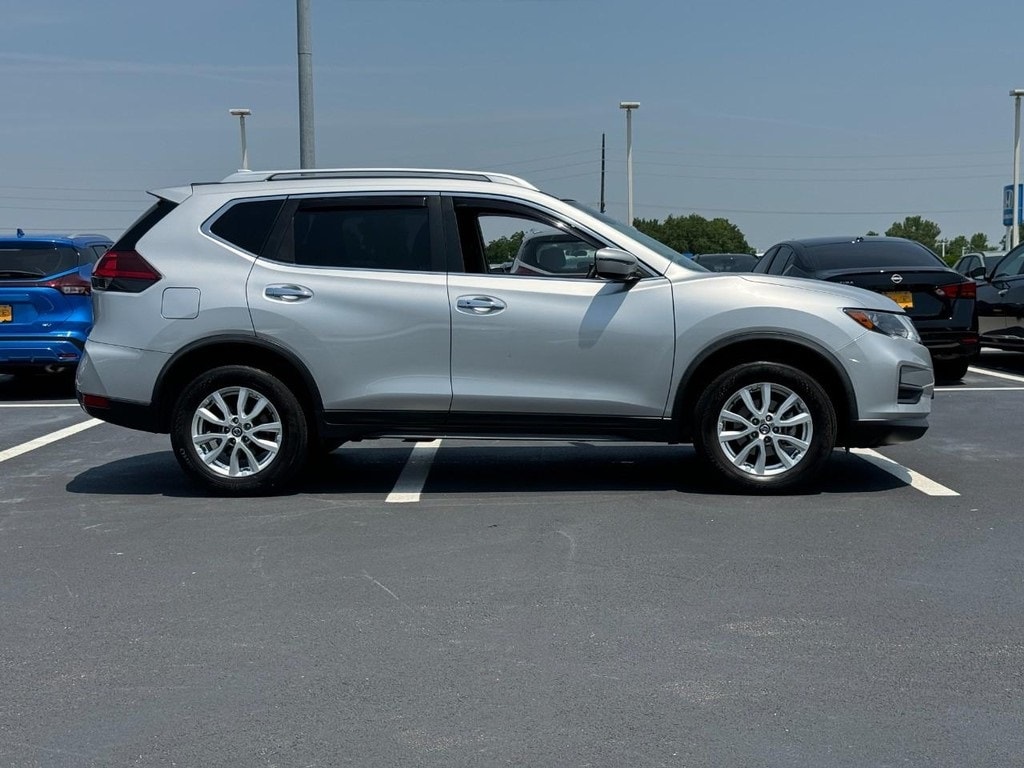 Used 2020 Nissan Rogue SV with VIN JN8AT2MV4LW144279 for sale in Saint Peters, MO