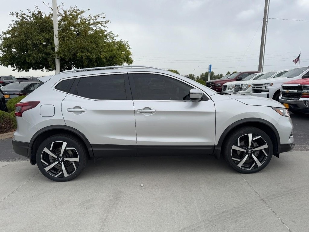 Certified 2022 Nissan Rogue Sport SV SUV