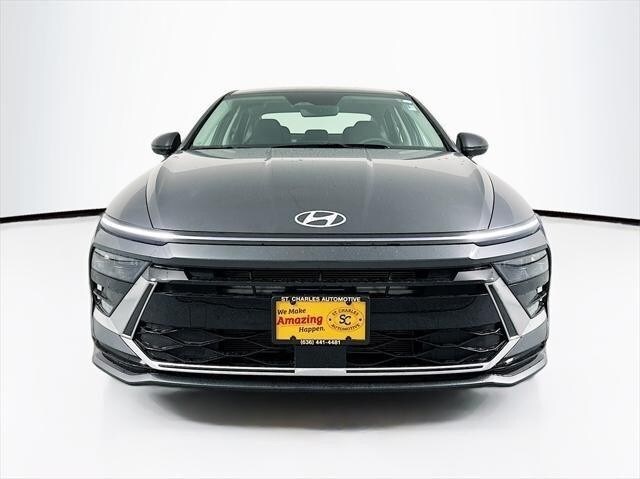 2024 Hyundai Sonata SEL photo 2