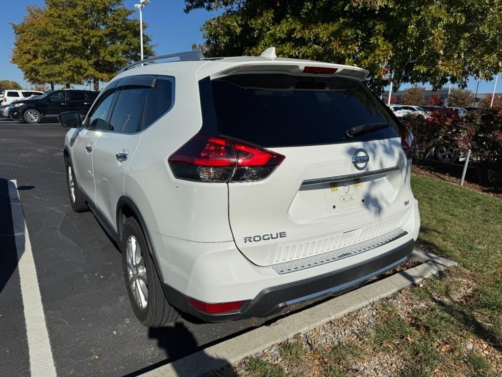 Used 2018 Nissan Rogue SV SUV