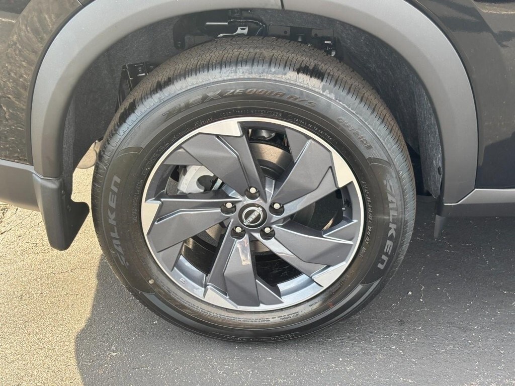 New 2026 Nissan Rogue SV SUV