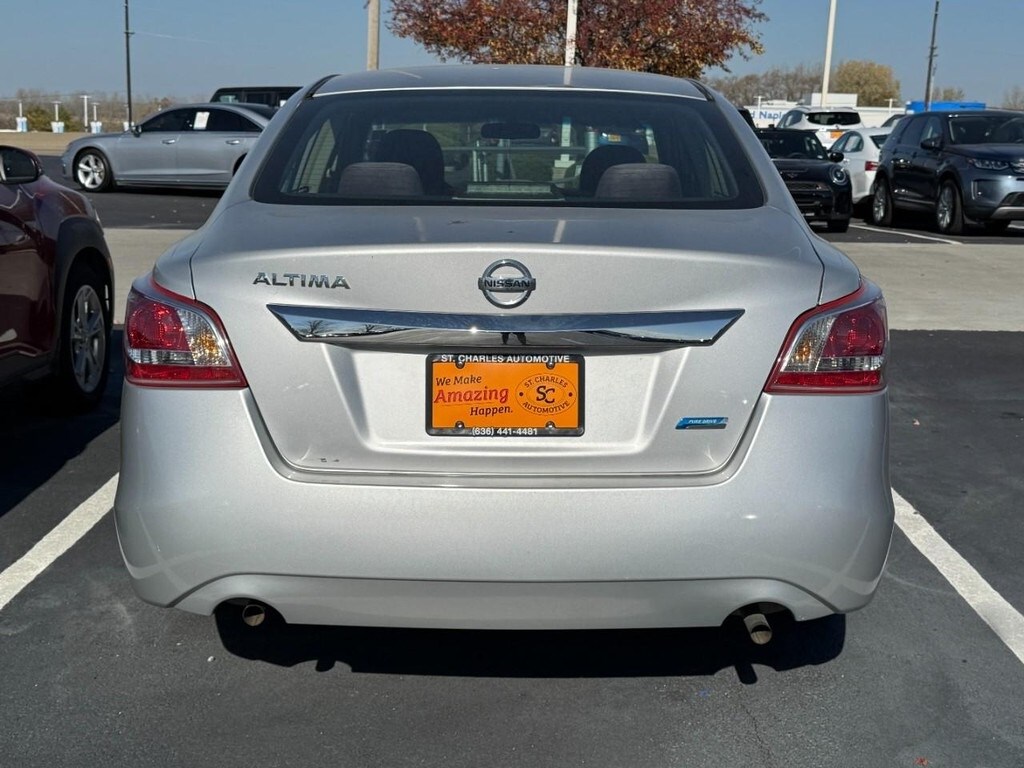 Used 2013 Nissan Altima 2.5 Sedan