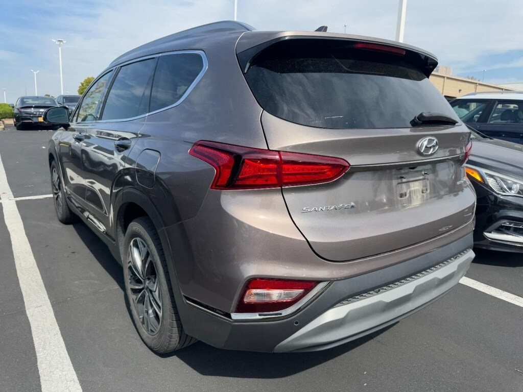 2020 Hyundai Santa Fe Limited photo 4