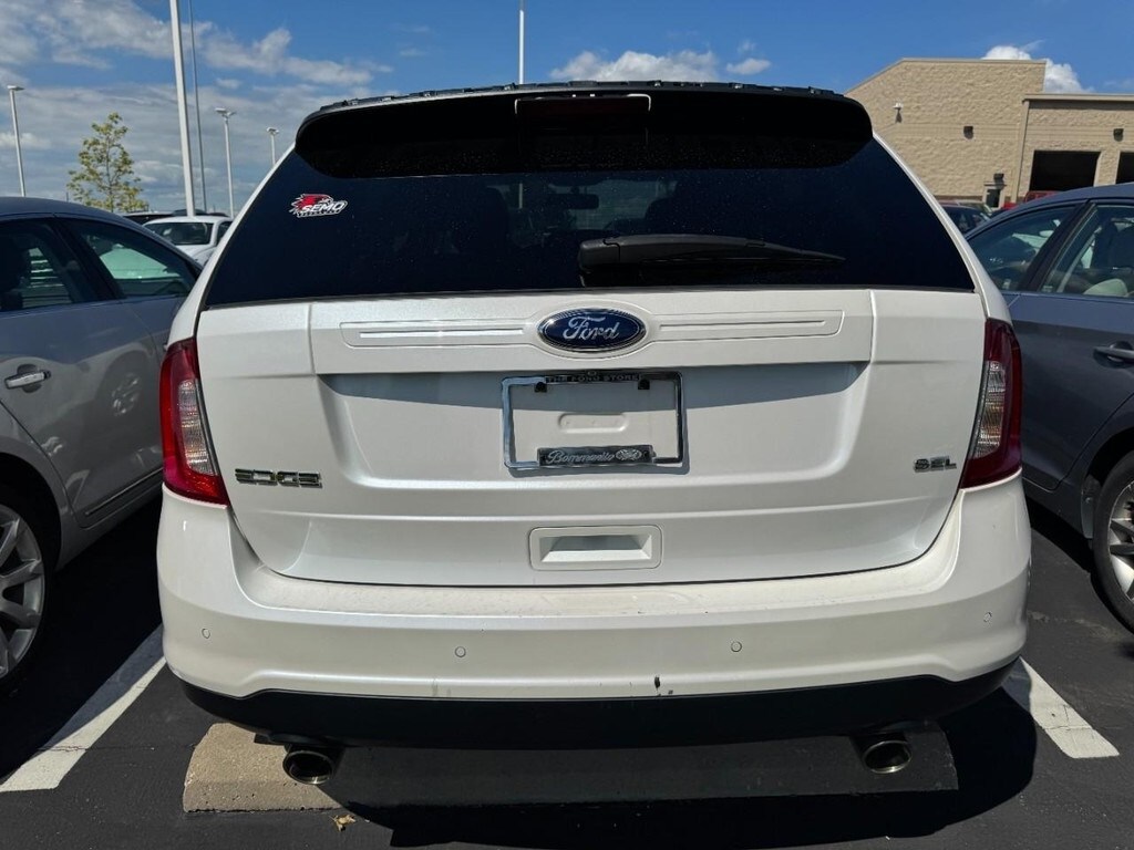 2014 Ford Edge SEL photo 2