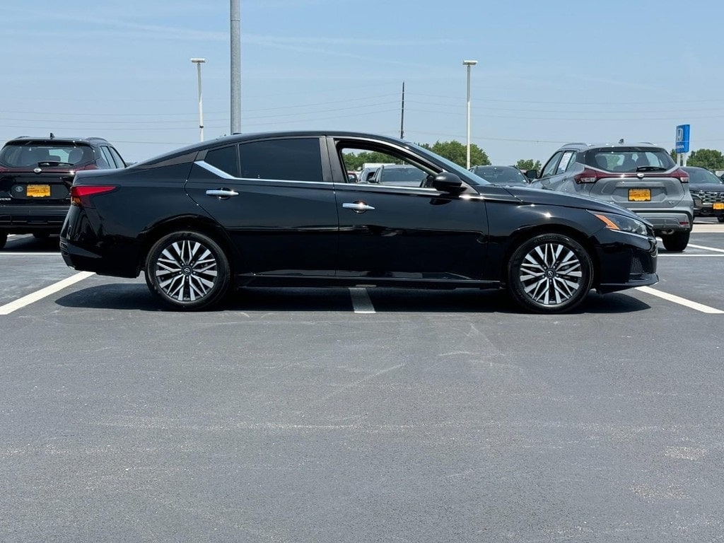 Certified 2025 Nissan Altima SV with VIN 1N4BL4DV7SN327052 for sale in Saint Peters, MO