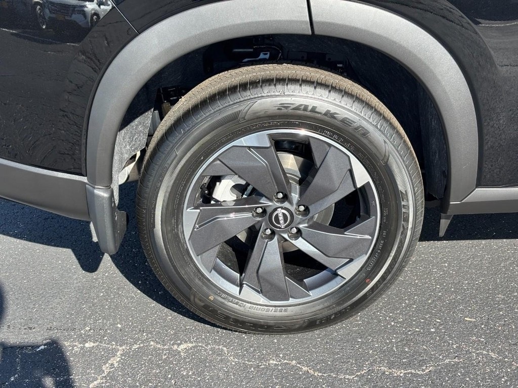 New 2026 Nissan Rogue SV SUV