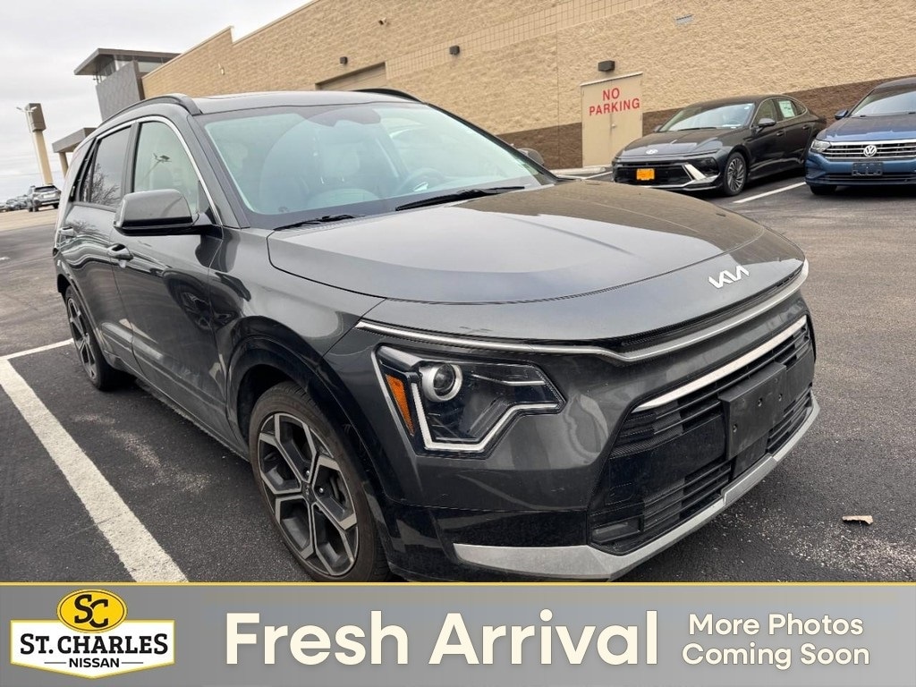 2023 Kia Niro EX Touring's photo