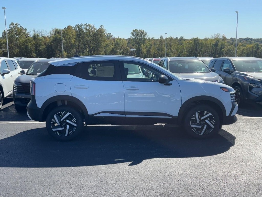 New 2026 Nissan Kicks SV SUV