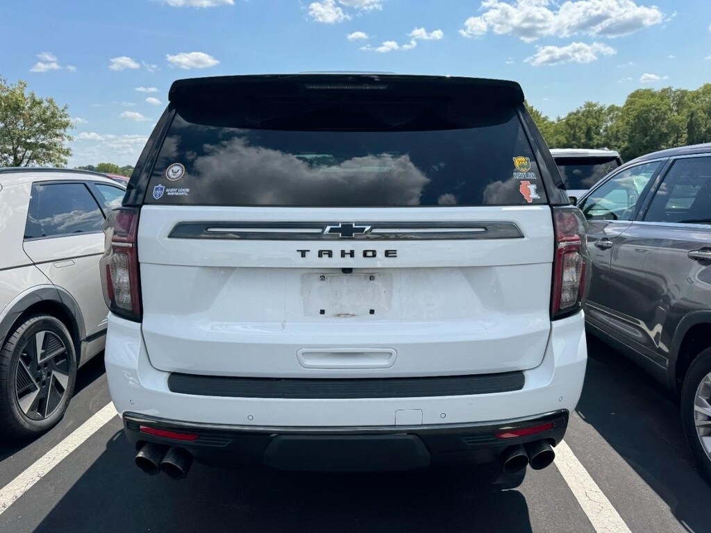 2022 Chevrolet Tahoe Z71 photo 2