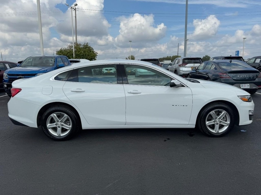 Used 2024 Chevrolet Malibu LT Sedan