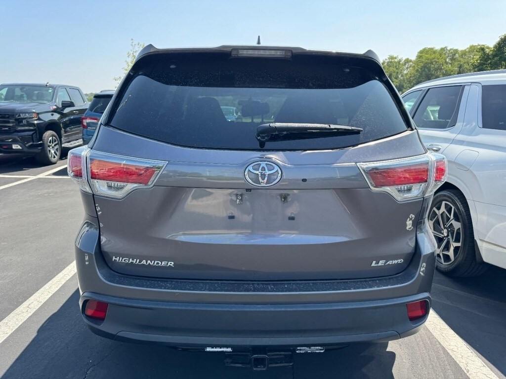 2016 Toyota Highlander Base Hybrid photo 3