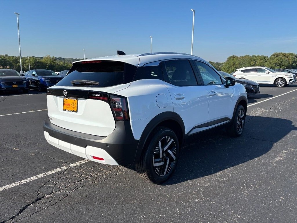 New 2026 Nissan Kicks SV SUV