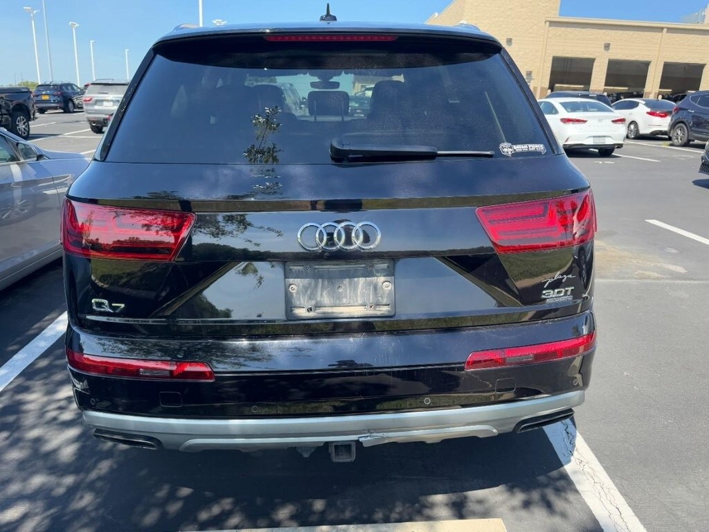 2017 Audi Q7 3.0T Prestige photo 2