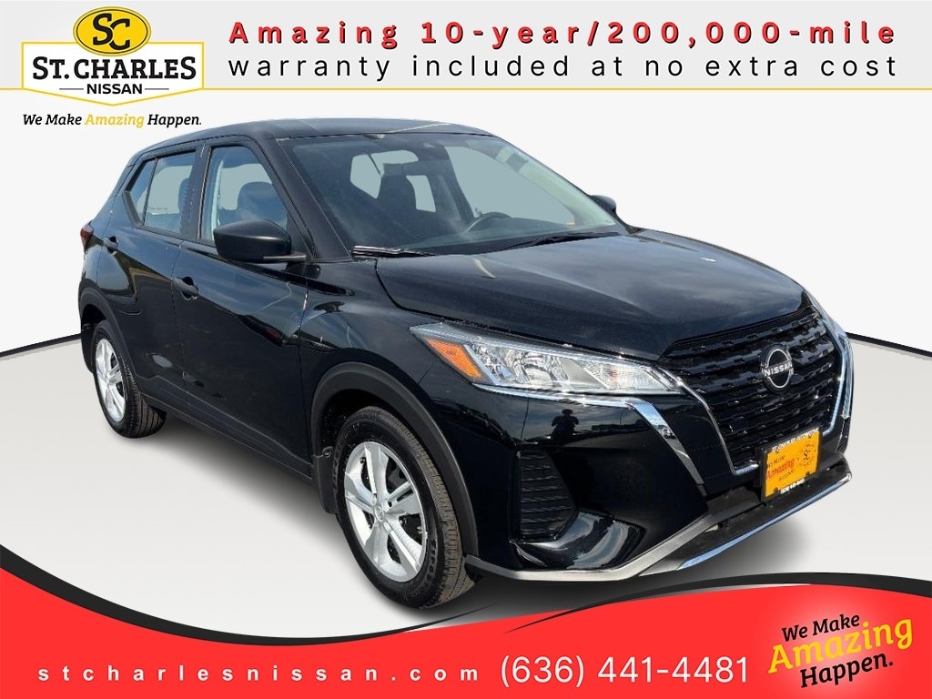 New 2025 Nissan Kicks Play S SUV