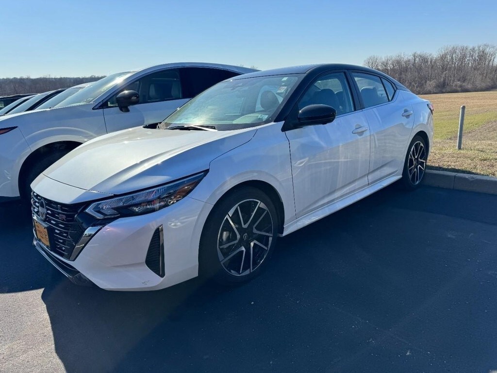 Certified 2025 Nissan Sentra SR Sedan