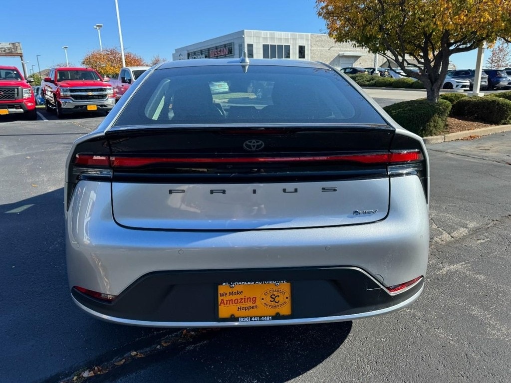 Used 2025 Toyota Prius LE Hatchback