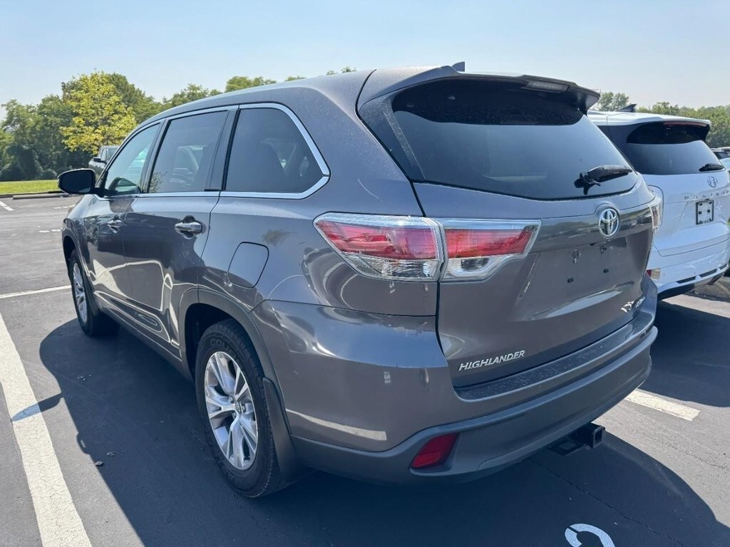 2016 Toyota Highlander Base Hybrid photo 4