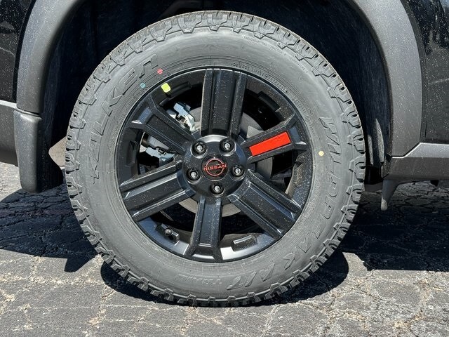 2025 Nissan Rogue photo 4