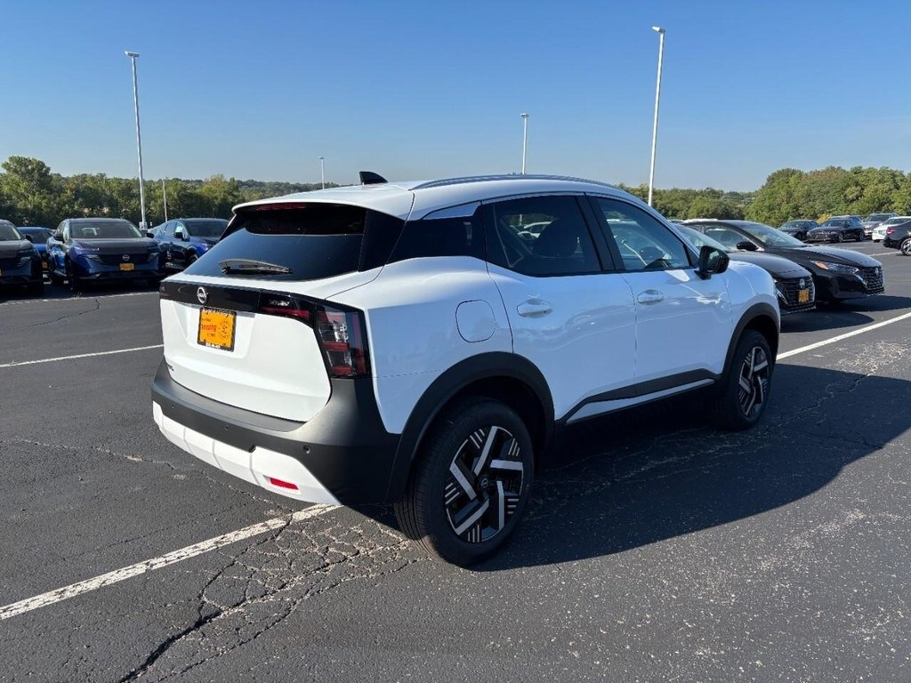 New 2026 Nissan Kicks SV SUV