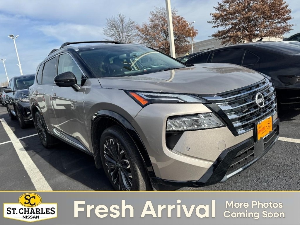 2026 Nissan Rogue Platinum's photo