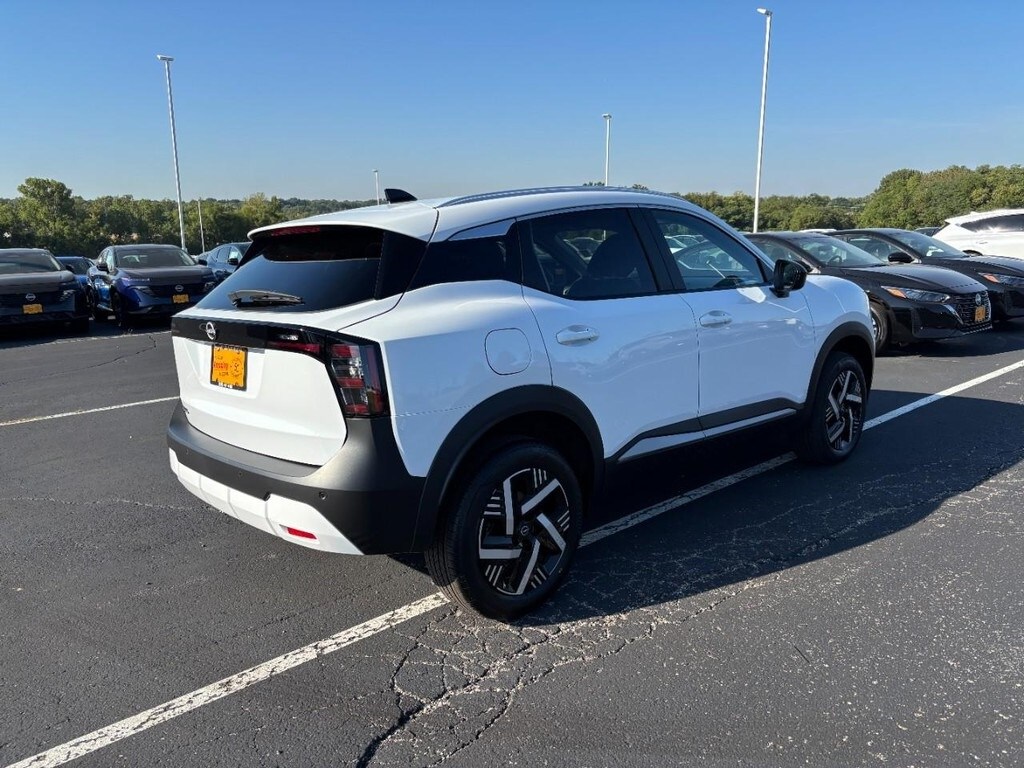 New 2026 Nissan Kicks SV SUV