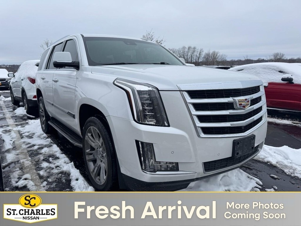Used 2016 Cadillac Escalade Luxury SUV
