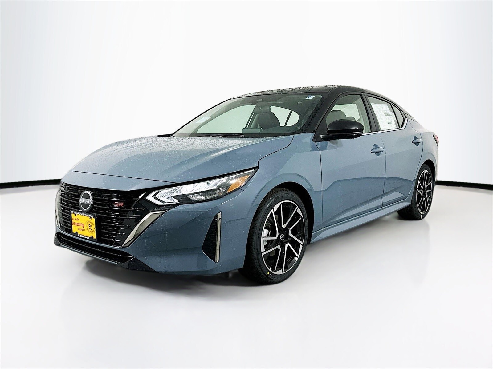 2025 Nissan Sentra SR photo 3