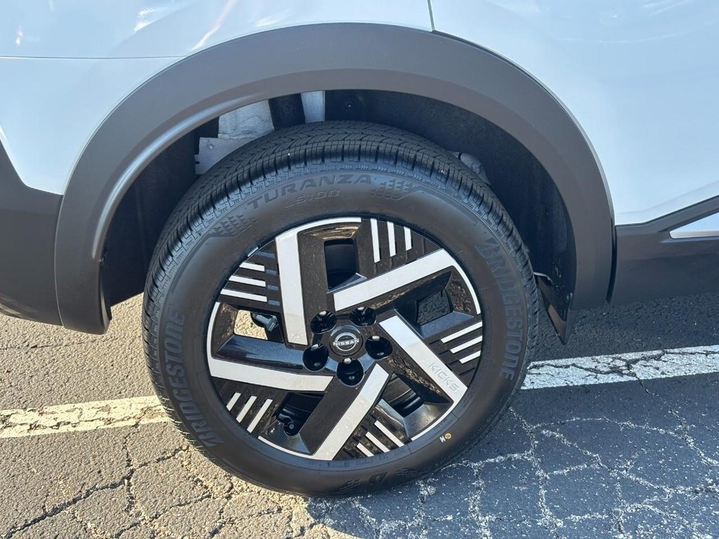 New 2026 Nissan Kicks SV SUV