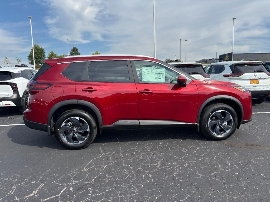 2026 Nissan Rogue SV photo 2