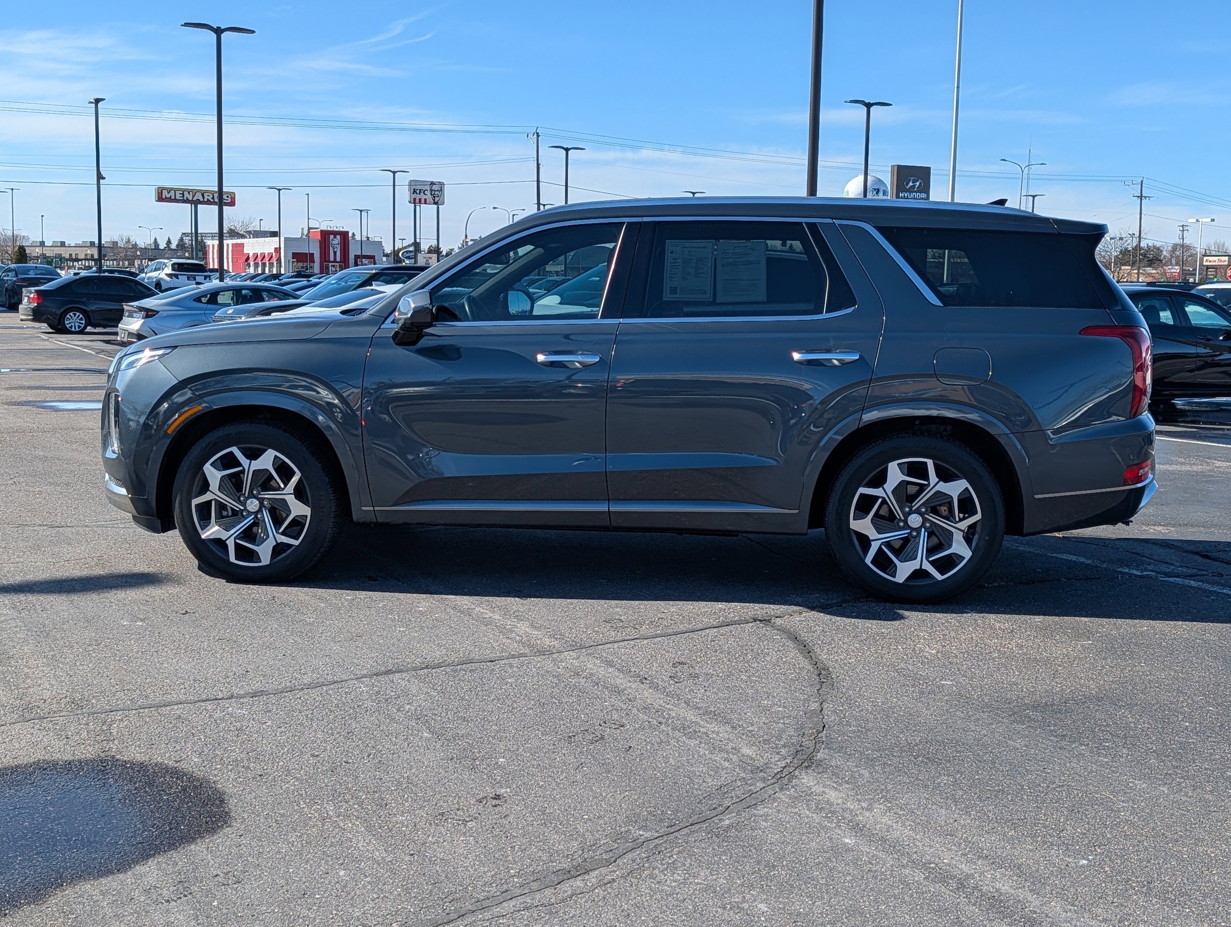 Used 2022 Hyundai Palisade Calligraphy with VIN KM8R7DHEXNU427109 for sale in Waite Park, Minnesota