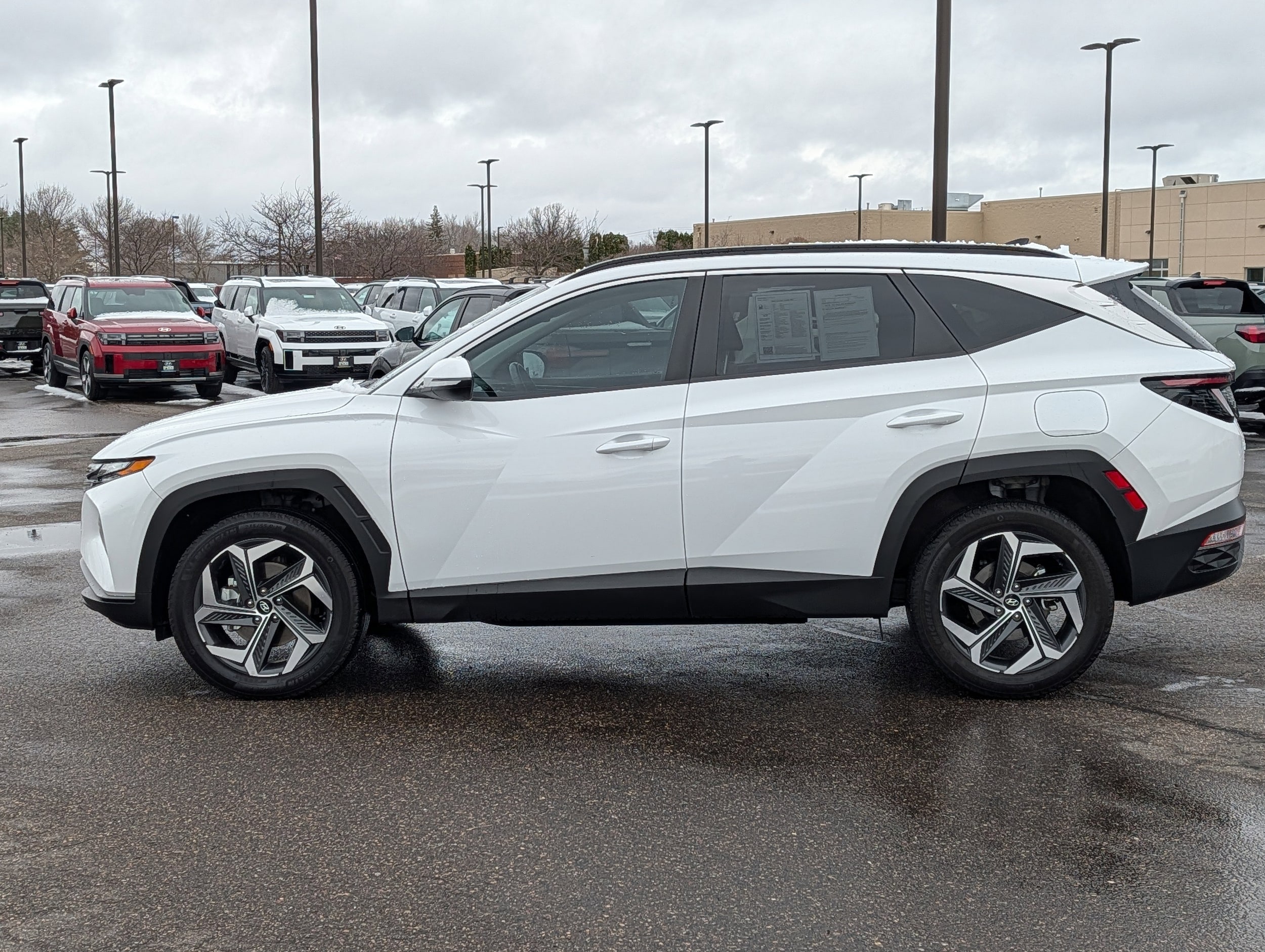 Used 2024 Hyundai Tucson SEL with VIN 5NMJFCDEXRH372890 for sale in Waite Park, Minnesota