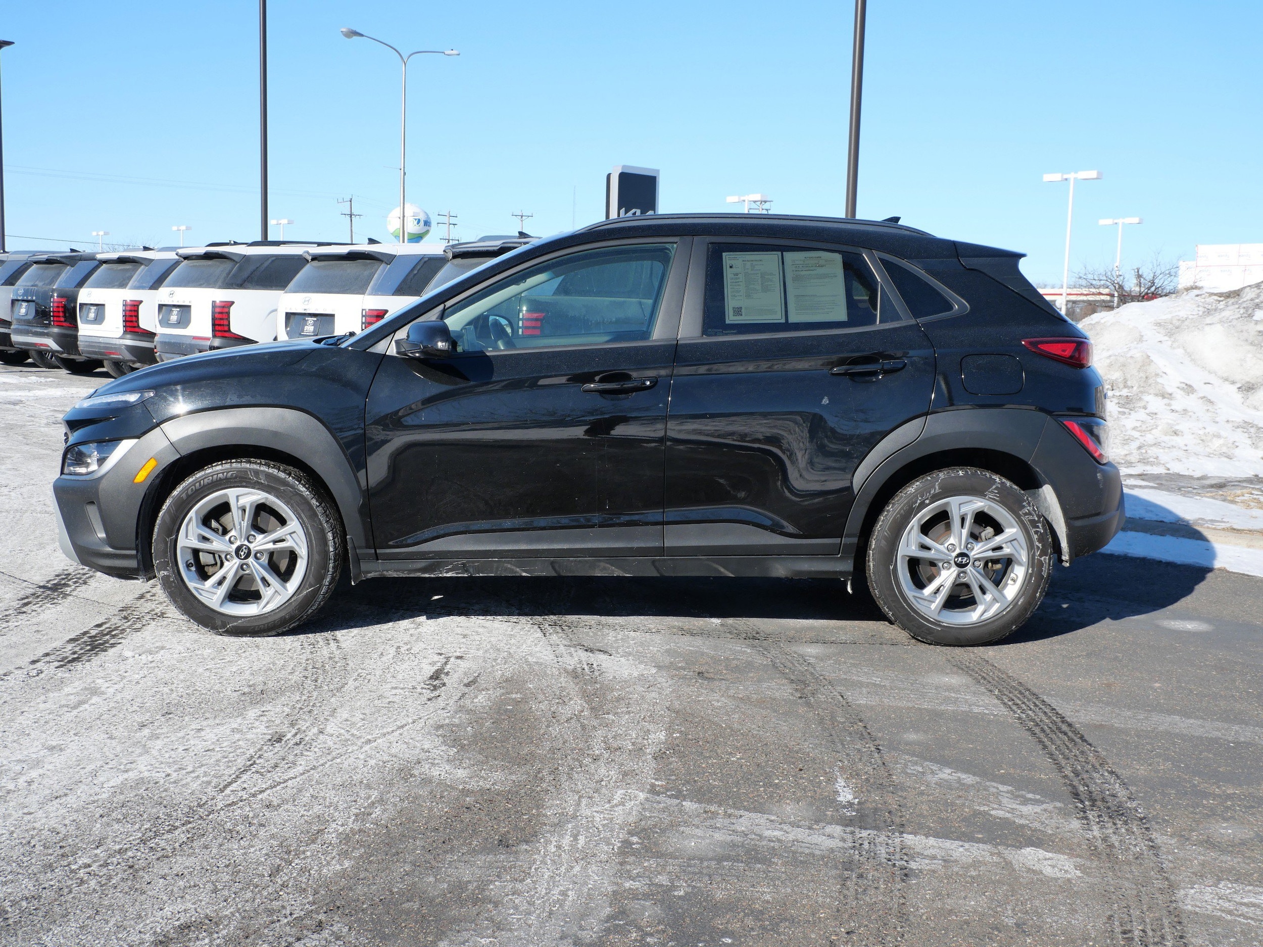 Used 2022 Hyundai Kona SEL with VIN KM8K6CABXNU817089 for sale in Waite Park, Minnesota
