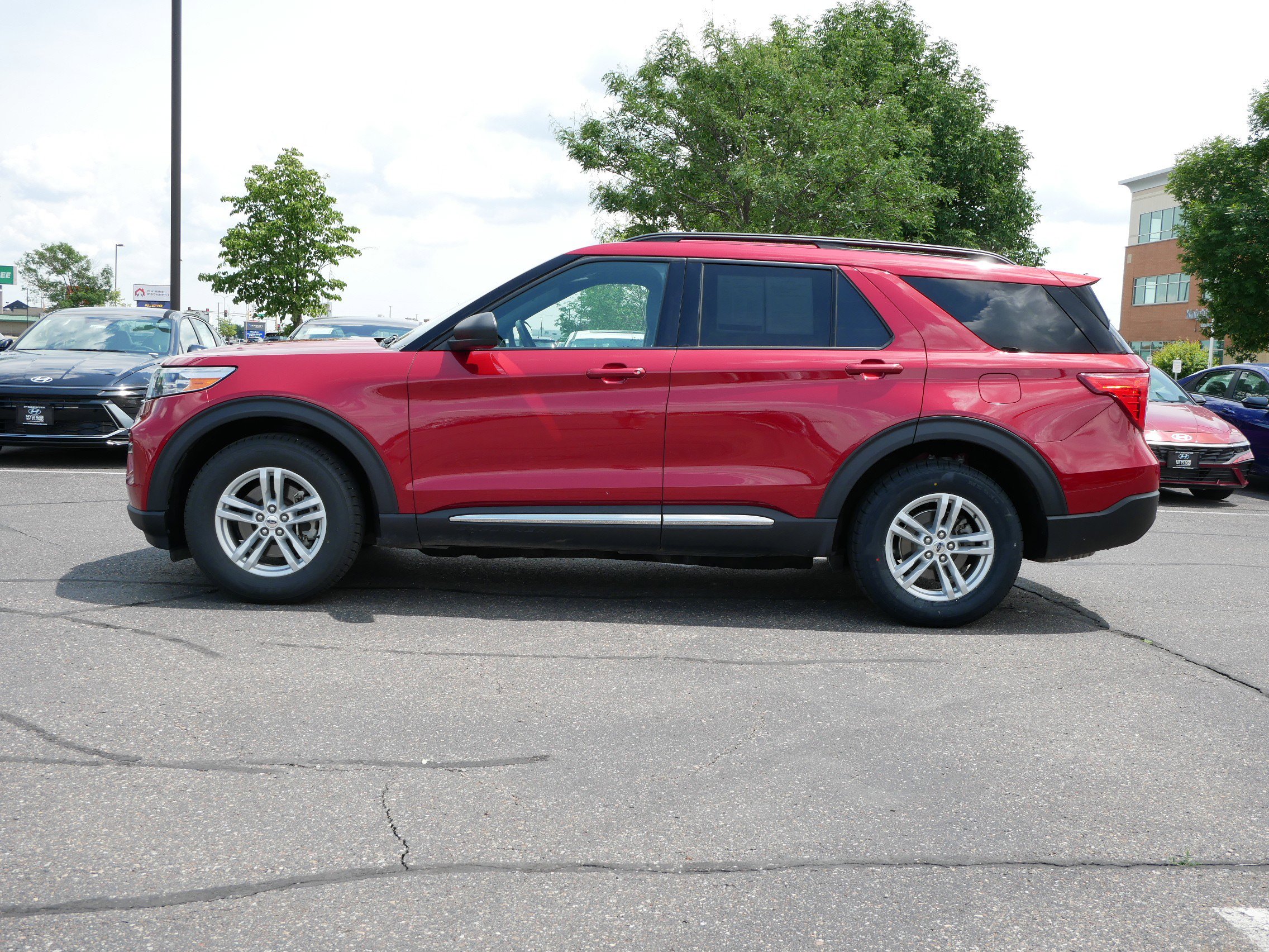 Used 2020 Ford Explorer XLT with VIN 1FMSK8DH0LGB35861 for sale in Waite Park, Minnesota