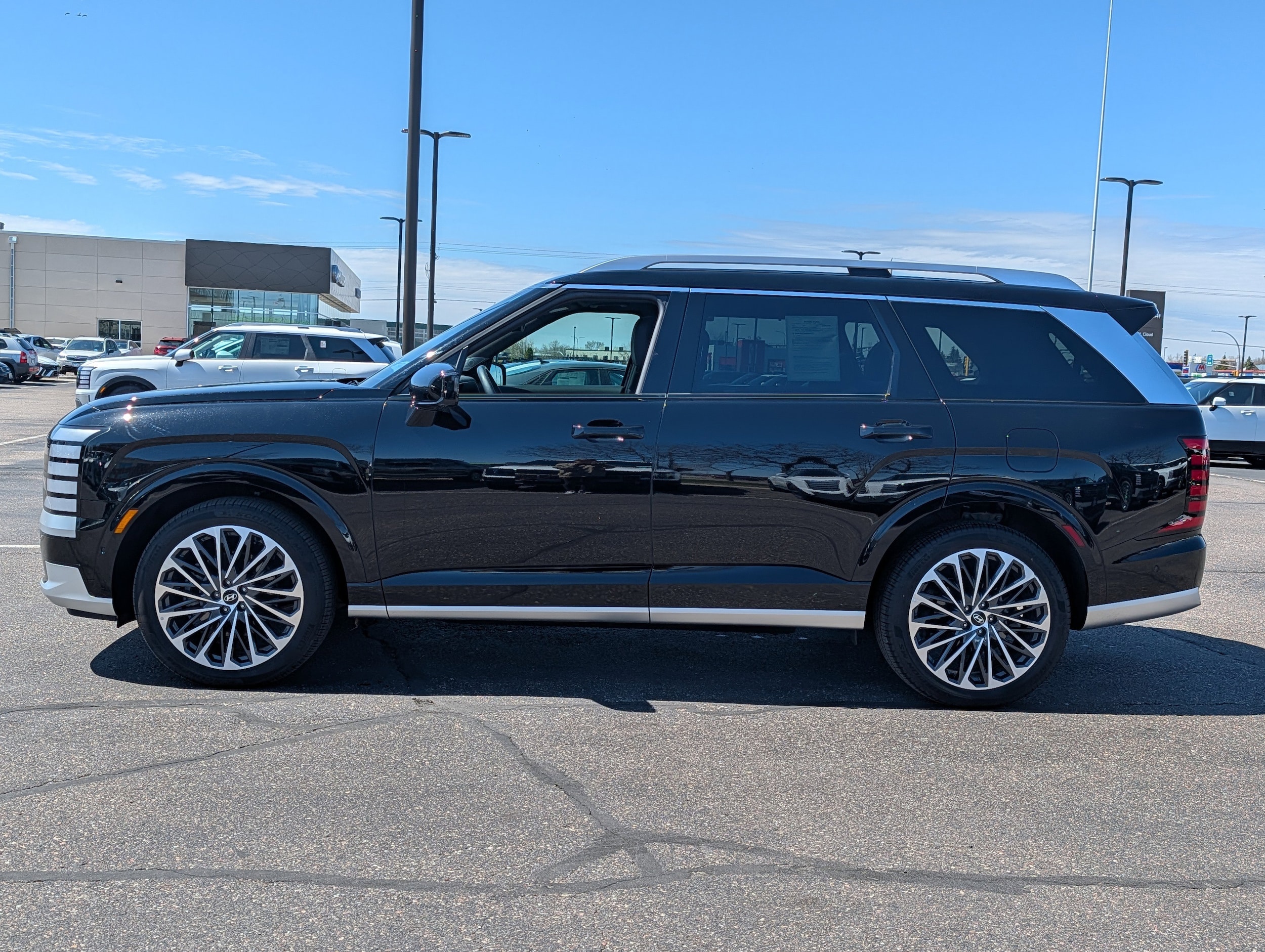 Used 2026 Hyundai Palisade Calligraphy with VIN KM8RMES20TU037839 for sale in Waite Park, Minnesota